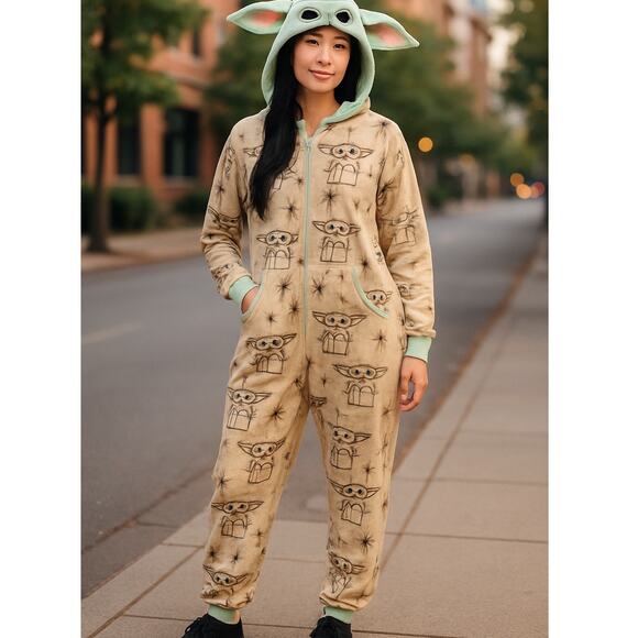 Star Wars Pajama Long Sleeve SZ SM Baby Yoda GROGU Hooded Blanket Sleeper - Picture 1 of 10
